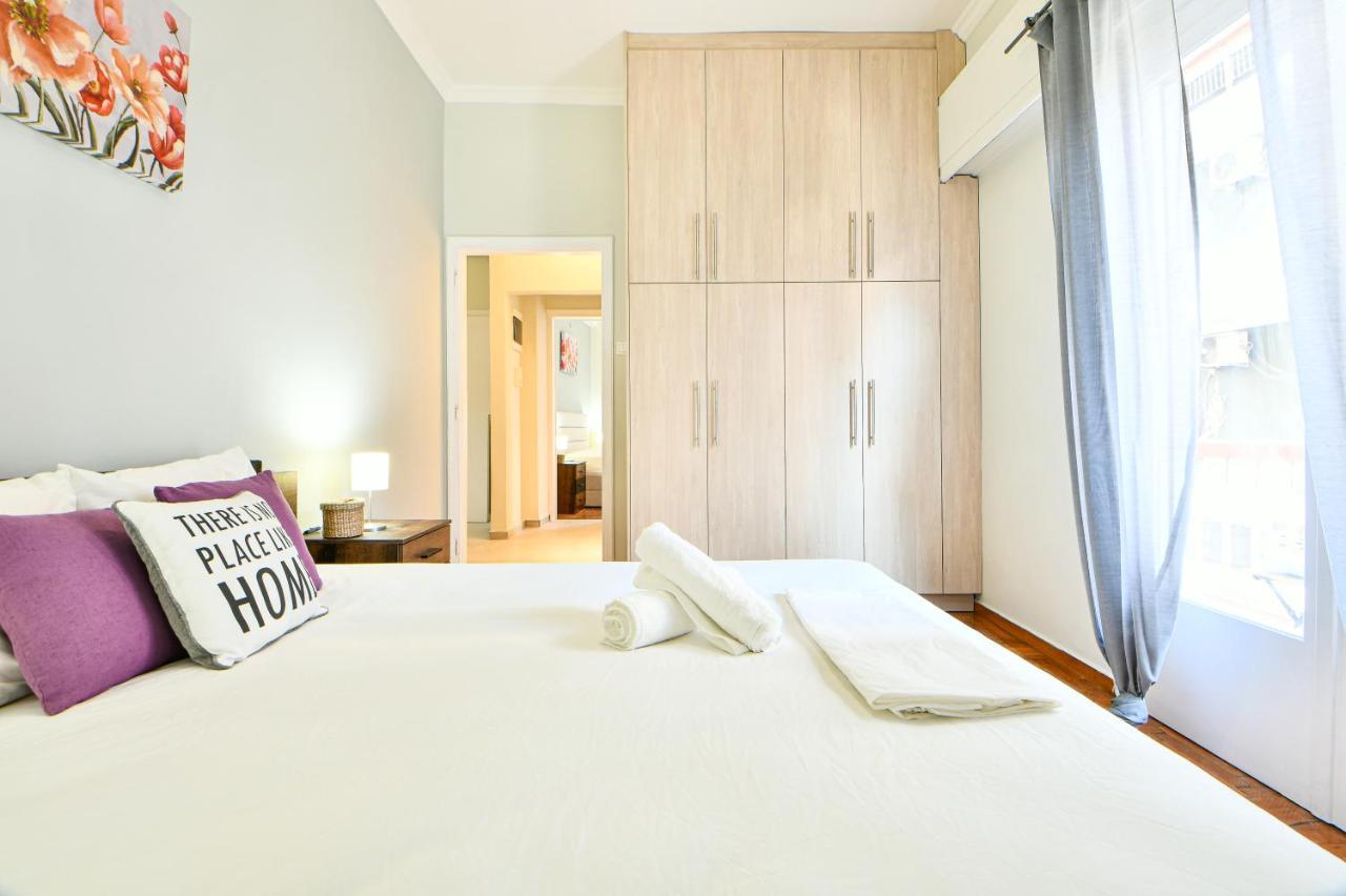 Fresh & Renovated Apartment Next To Metro Station Athen Exterior foto